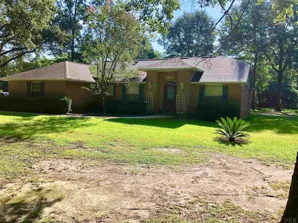 1850 Pauline St, Cantonment, FL 32533