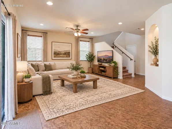 7318 W MIDWAY Avenue, Glendale, AZ 85303