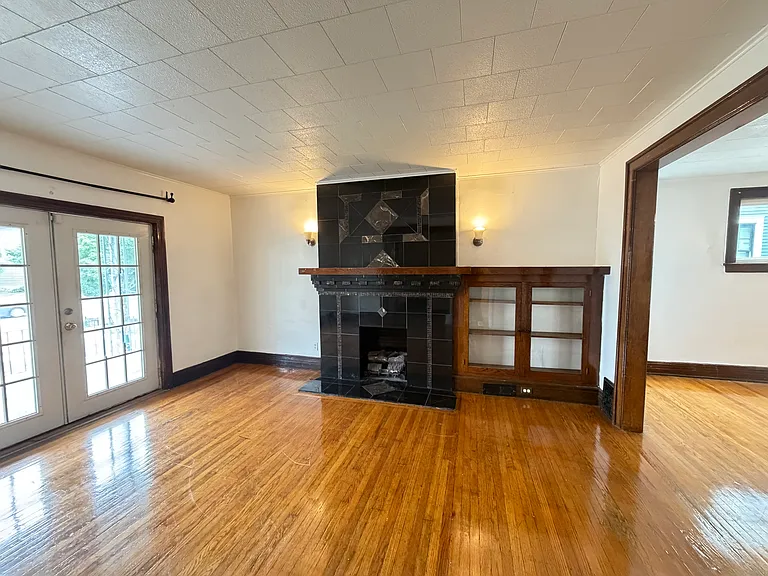 1080 Elmwood Ave #1 — Photo 6