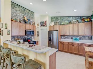 1881 Par Dr, Naples, FL 34120