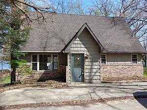 1443 Chevy Chase