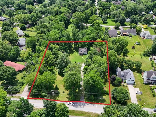 1305 E 106th St, Indianapolis, IN 46280