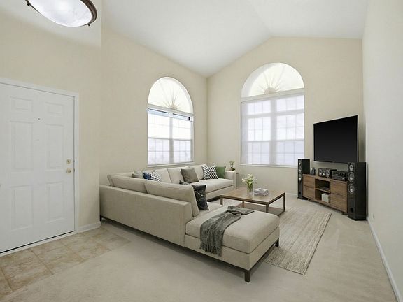 3rd image of 106 Hillwood Pl