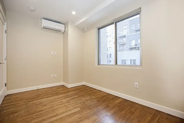 Rented by REAL New York | media 15