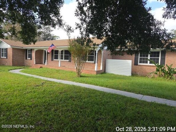 3739 Rustic Ln