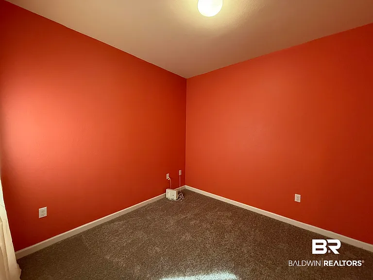 10720 Dunmore Dr — Photo 6
