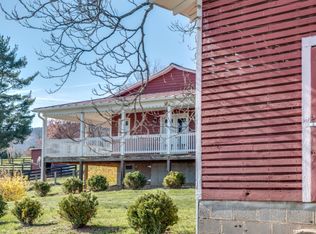 9240 Dick Woods Rd, Afton, VA 22920