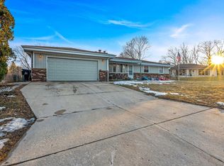 313 W Uncas Ave, Milwaukee, WI 53207