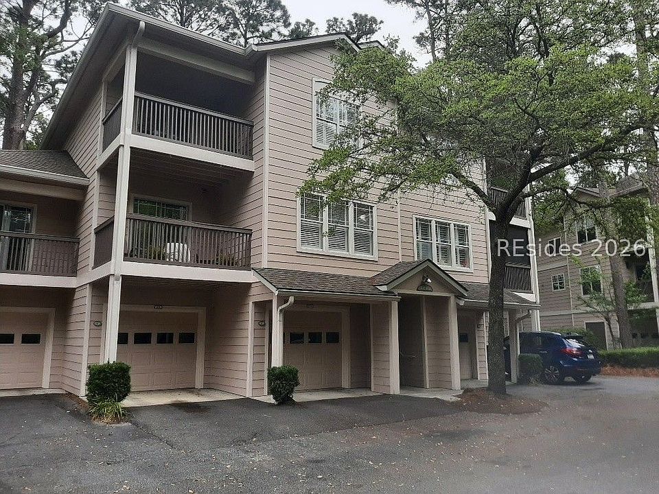 1st image of 30 Paddle Boat Ln