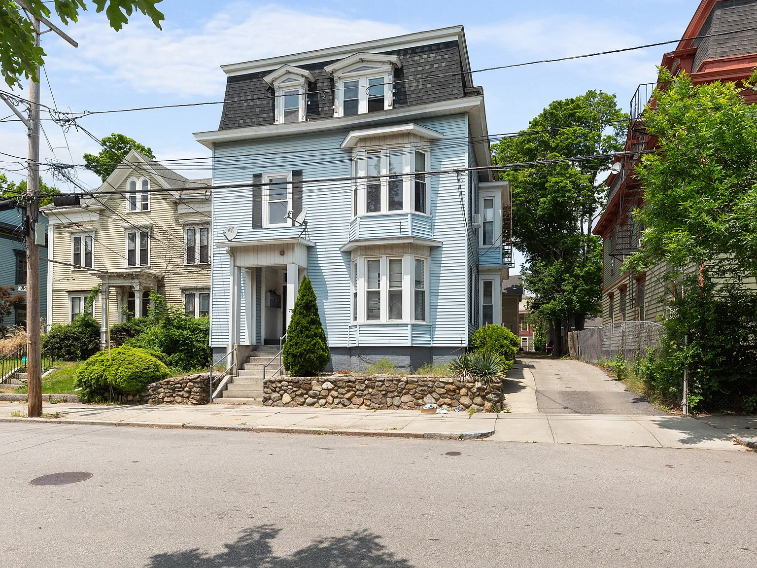 79 Oak Street - 6 — Photo 2