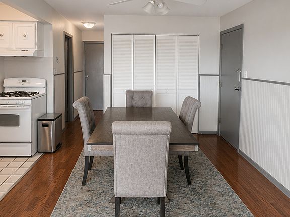 5th image of 3640 W 119th St APT 302