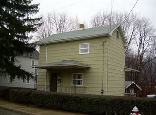 402 Sheridan St, Johnstown, PA 15906