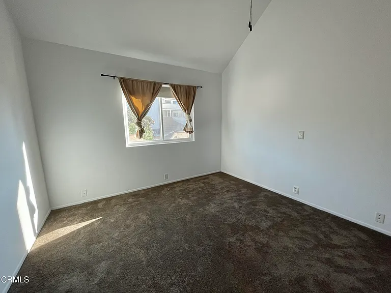 727 Island View Cir — Photo 14