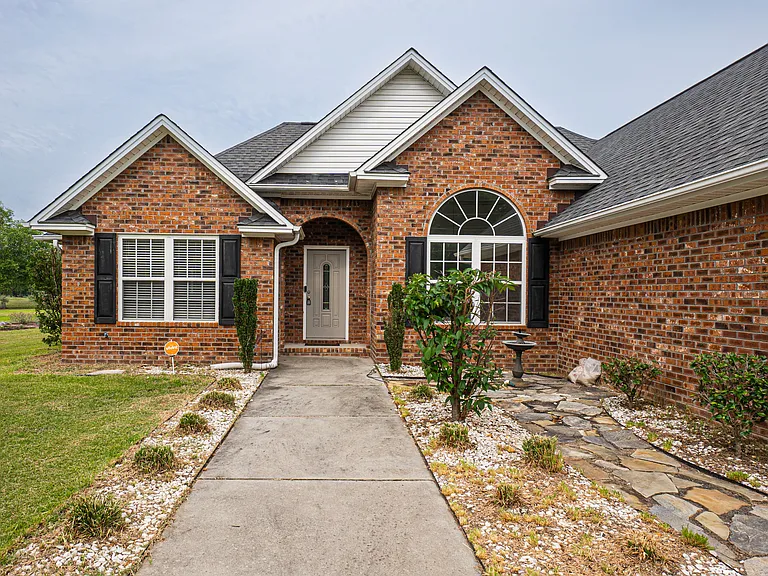 1830 Barnwell Dr — Photo 3