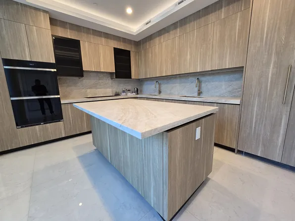 1406 Ocean Parkway image 7 of 14