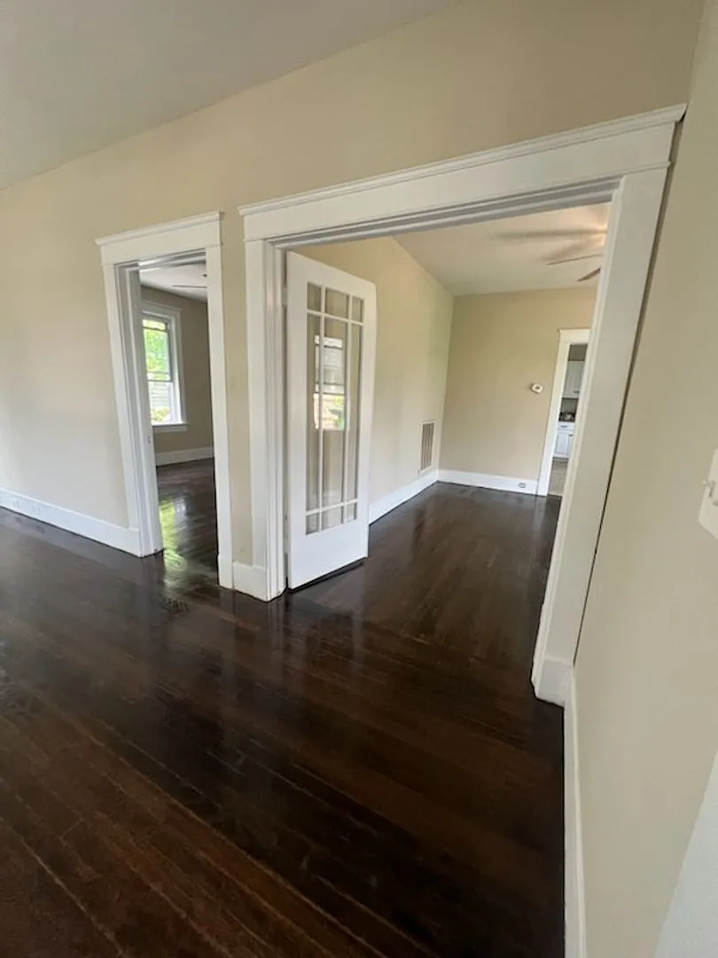1215 Gregg Ave — Photo 2