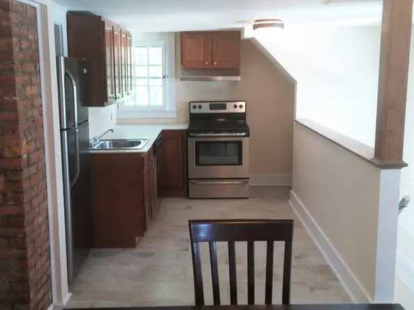 131-131 Dell St, Syracuse, NY