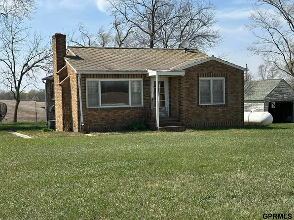 221 County Road 2000, Crete, NE 68333