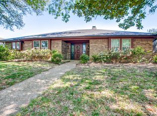 529 Wentworth Dr, Richardson, TX 75081