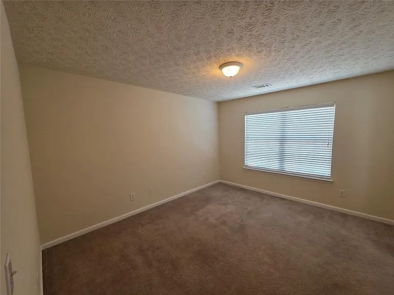 4332 Park Gate Dr #175 — Photo 14