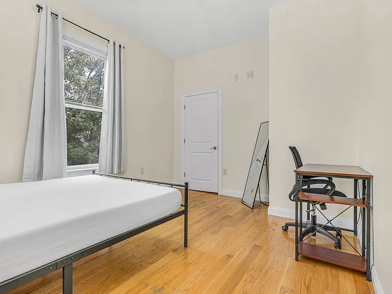 50 Dudley St #2 — Photo 15
