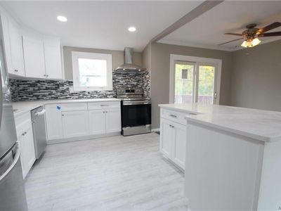 256 S 15th St, Lindenhurst, NY, 11757