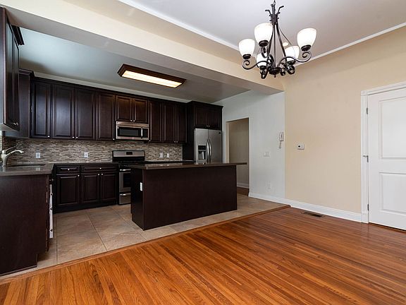 5th image of 8540 Alcott St #8540
