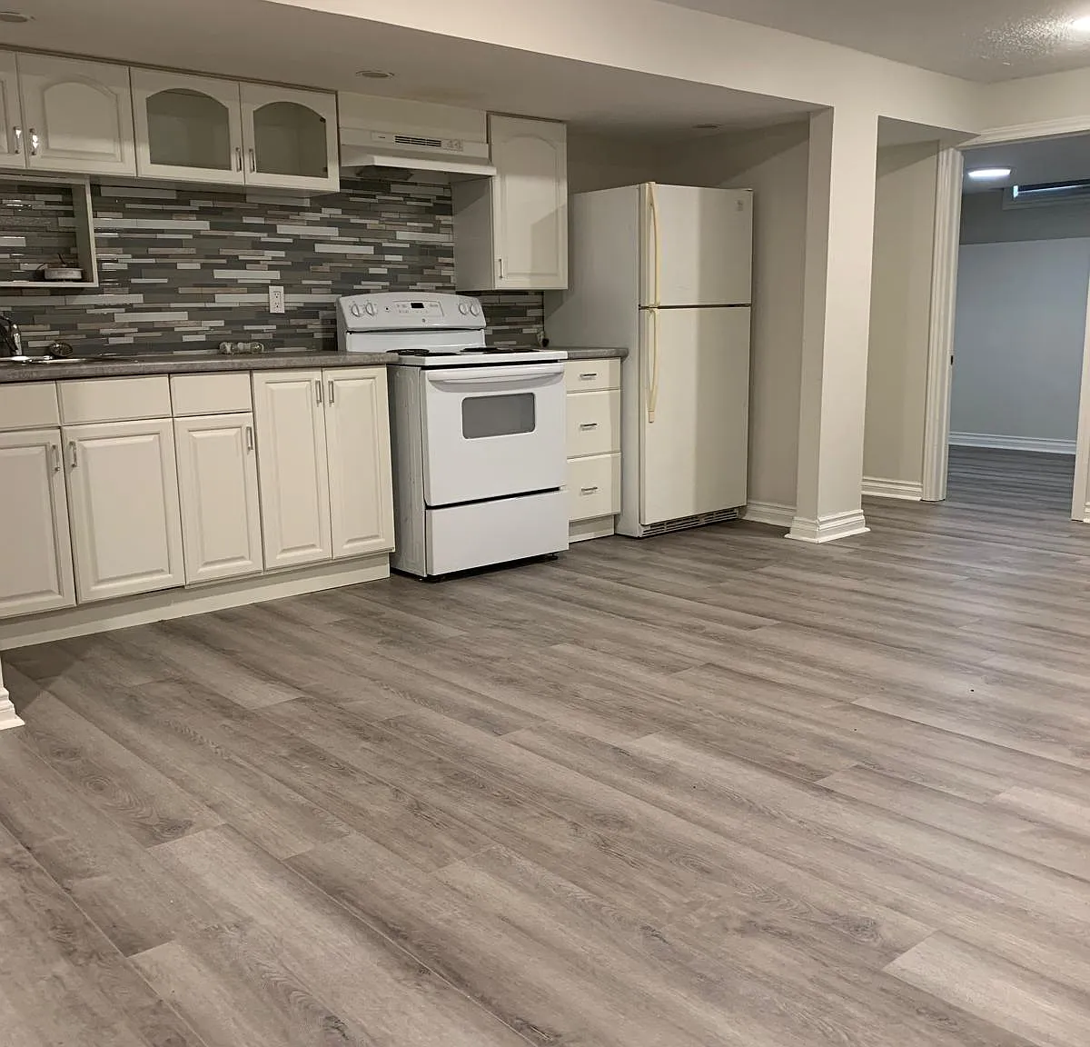 3 bed, 1000 sqft, $1,795 — Photo 3