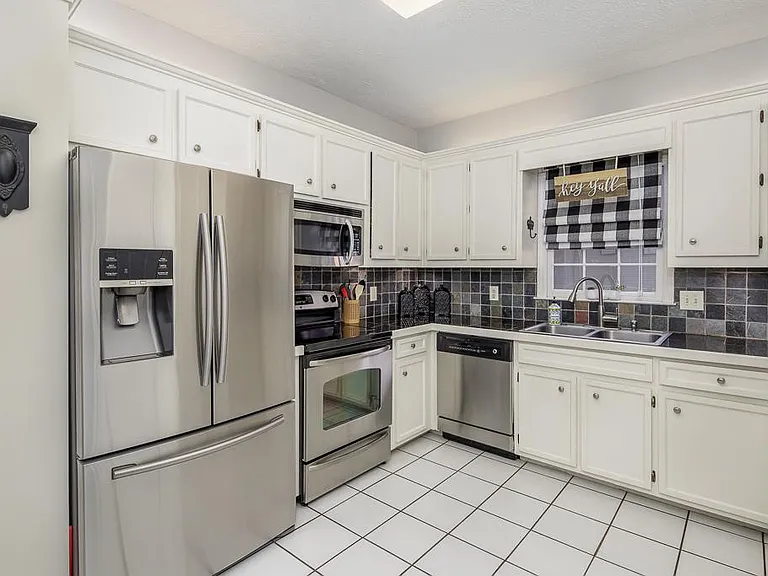 1740 Wilsons Crossing Dr — Photo 15