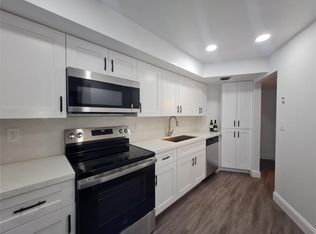 6911 Environ Blvd APT 2M, Fort Lauderdale, FL 33319