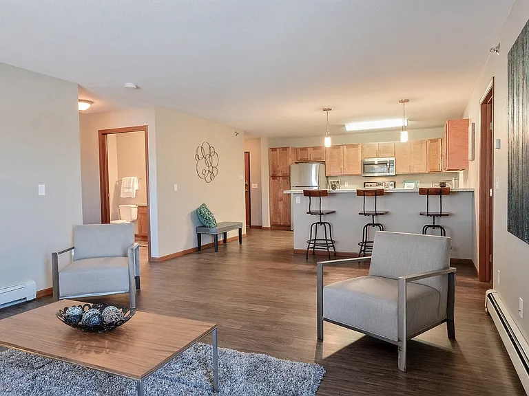 Fargo, ND Urban Plains Apartments | Living