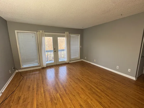 21 Vaughns Gap Rd #F-84, Nashville, TN 37205