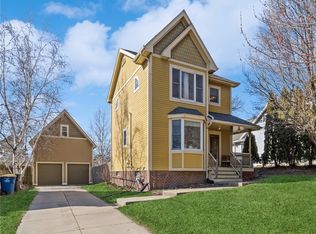 714 20th St, Des Moines, IA 50314