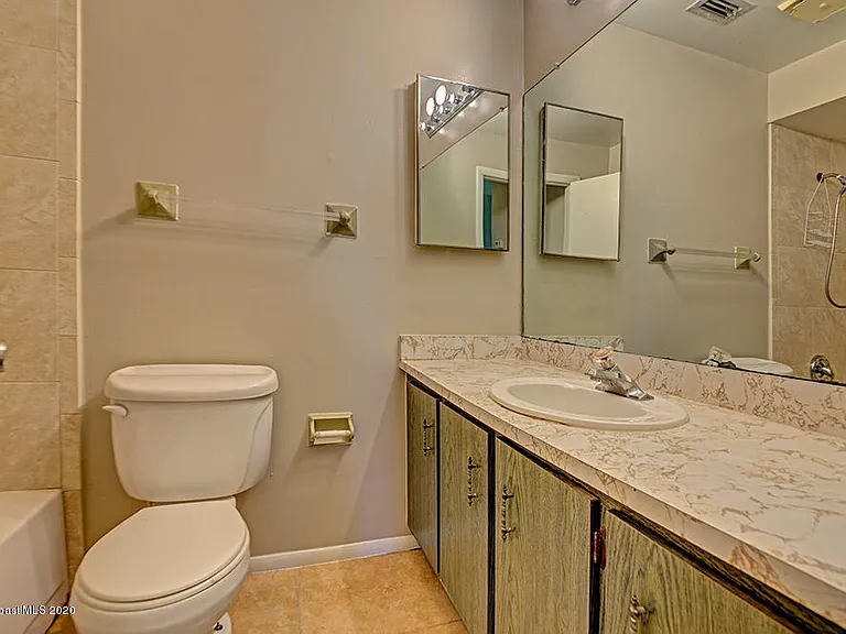 1640 Norman St NE — Photo 17