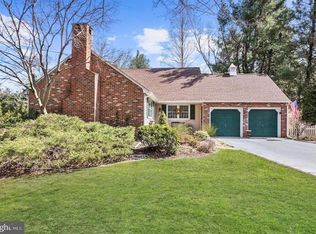 5 S Shirley Ave, Moorestown, NJ 08057