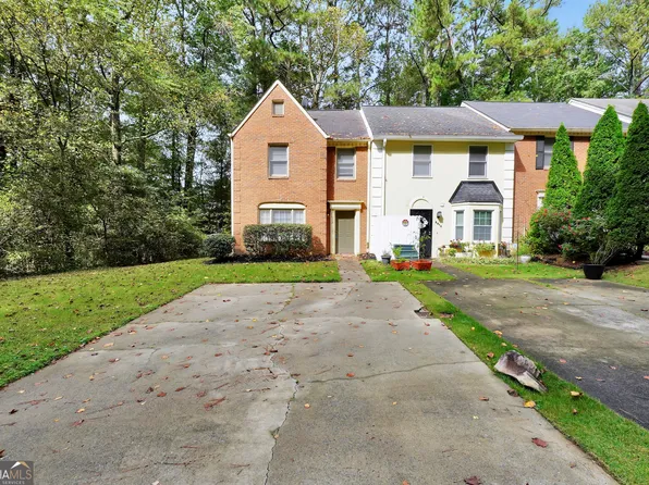 2813 New South Dr, Marietta, GA 30066