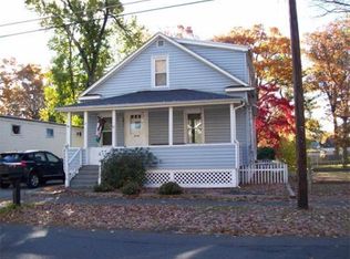 11 Chester St, West Springfield, MA 01089