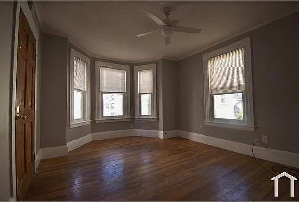 4 bed, $3,700 — Photo 3