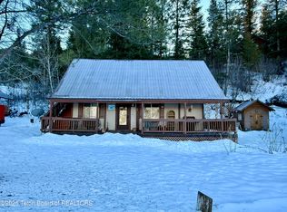 776 Lodge Ln, Alpine, WY 83128
