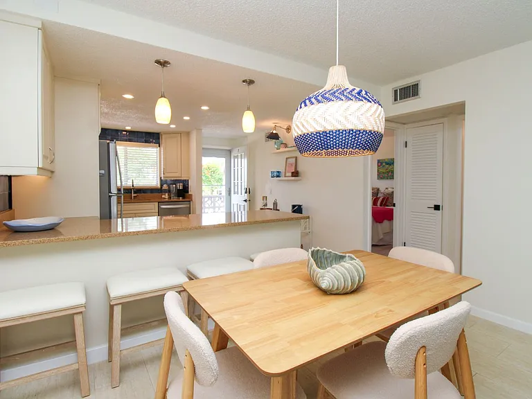1686 Blue Point Ave #B7 — Photo 17