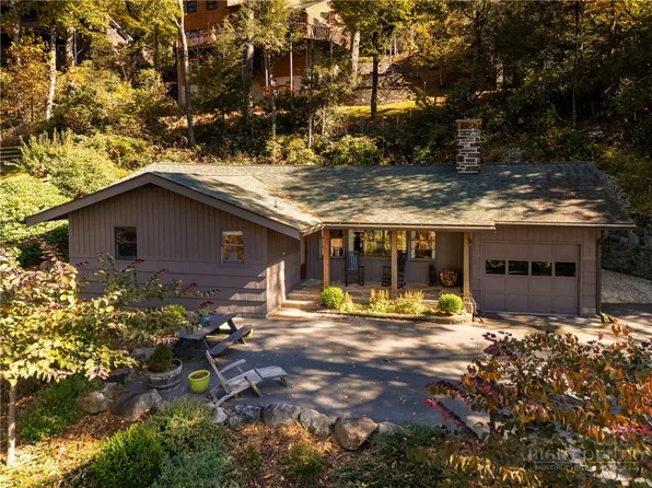 168 Mountain View Drive, Blowing Rock, NC 28605