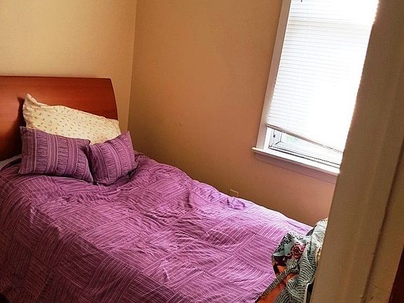3rd image of 21-29 41st St #2A