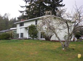 2311 Oak Dr, Steilacoom, WA 98388