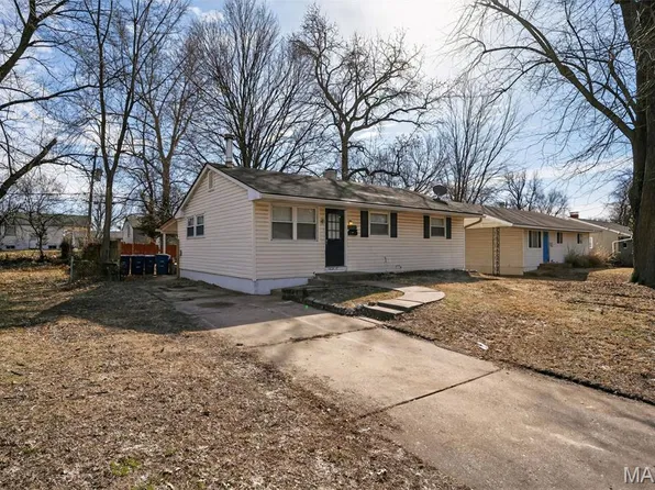 10828 Glen Garry Rd, Saint Louis, MO 63137