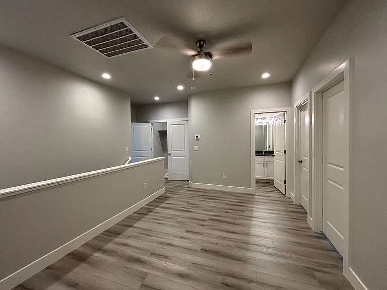1073 S 4380 W — Photo 37