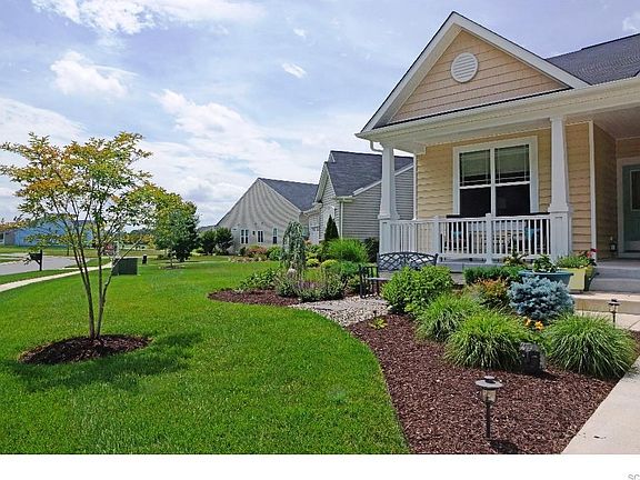 2nd image of 14688 Pleasant Pond Way