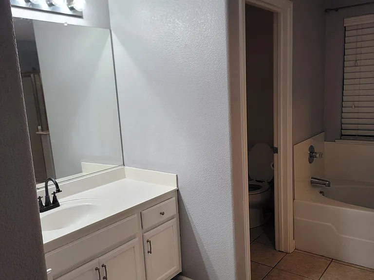 694 Widgeon Ct — Photo 13