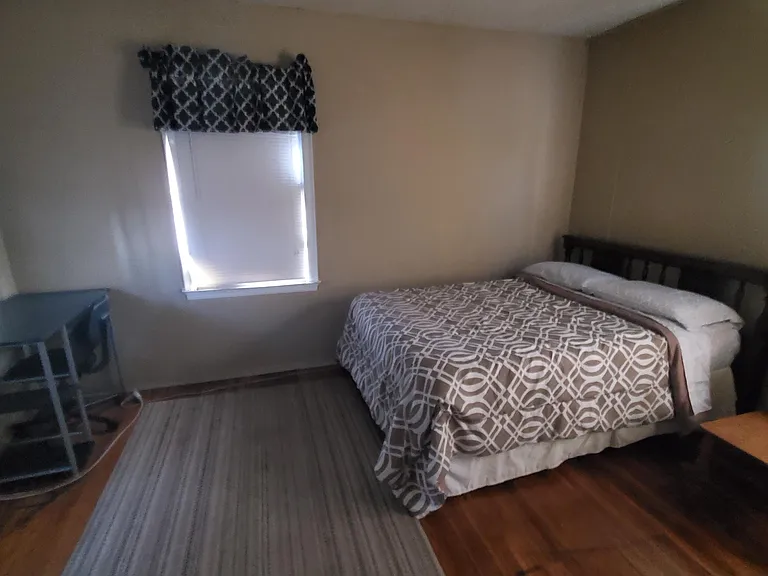 501 Dolomita St — Photo 6
