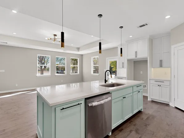 1020 Southlake St, Cooper, TX 75432