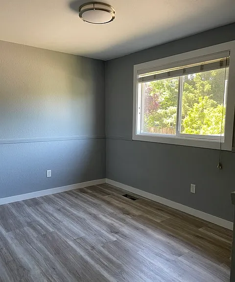 916 207th Pl SE — Photo 6